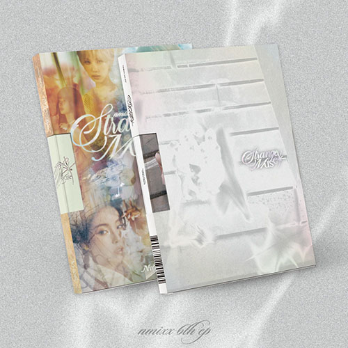 NMIXX (엔믹스) - 미니 6집 : Strange Muse [2종 중 1종 랜덤 발송]